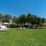 ヴィラ Eco Beachfront ゲンナジー