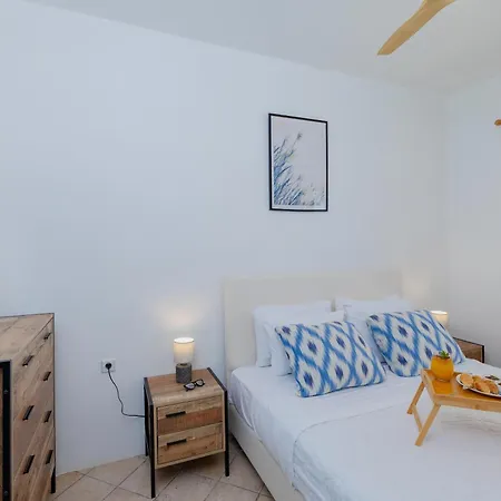 Villa Eco Beachfront Gennadi