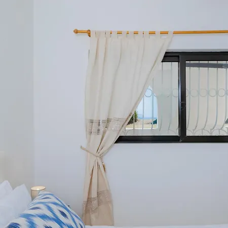 Willa Eco Beachfront Jenadi