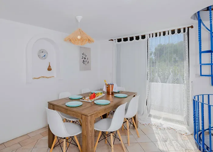 Eco Beachfront فيلة