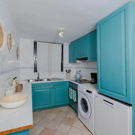 Eco Beachfront Jenadi